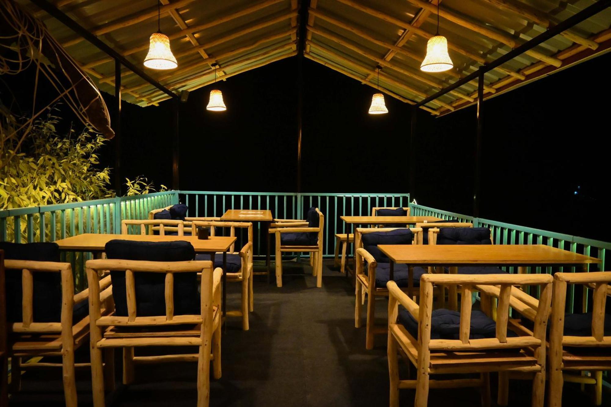 Hostel 360 Degree, Jibhi Exterior photo