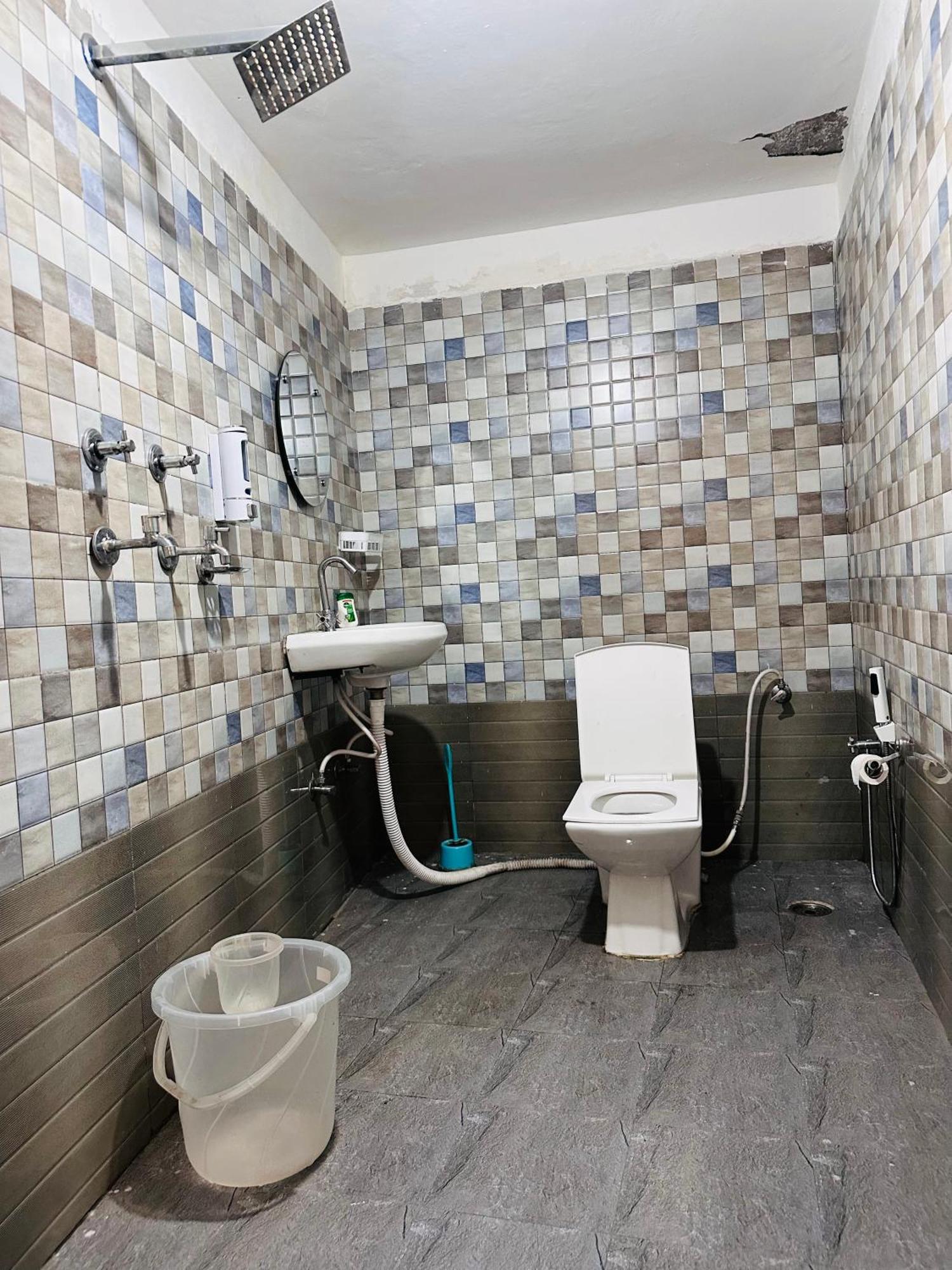 Hostel 360 Degree, Jibhi Exterior photo