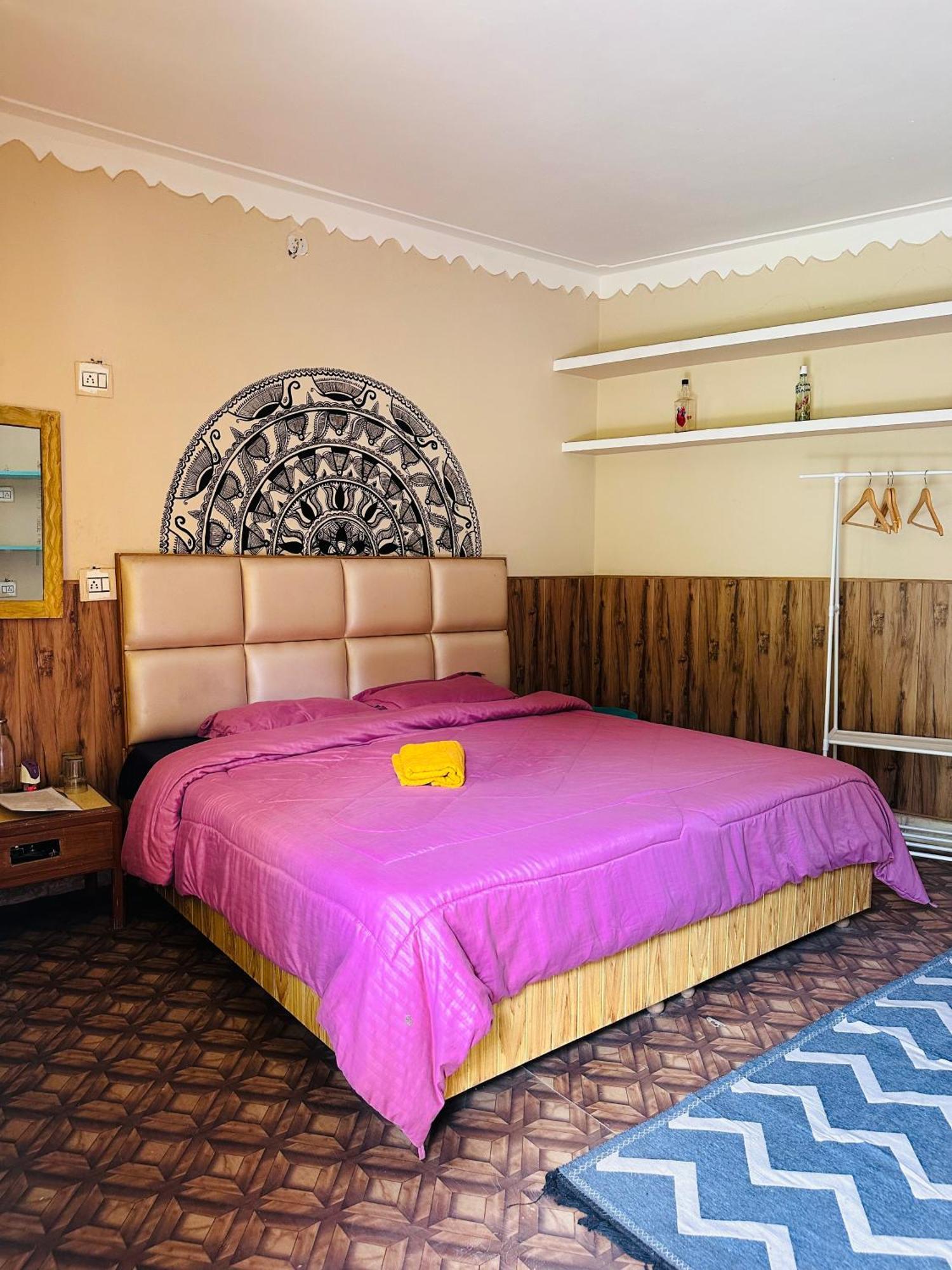 Hostel 360 Degree, Jibhi Exterior photo